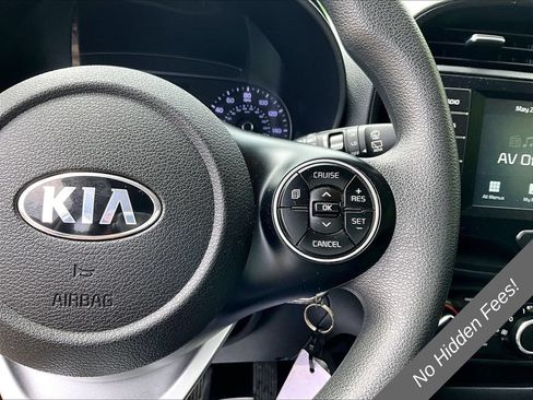 Used 2021 Kia Soul S FWD image 17