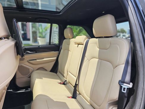 Used 2023 Jeep Grand Cherokee 4WD 4xe w/ Luxury Tech Group II image 28
