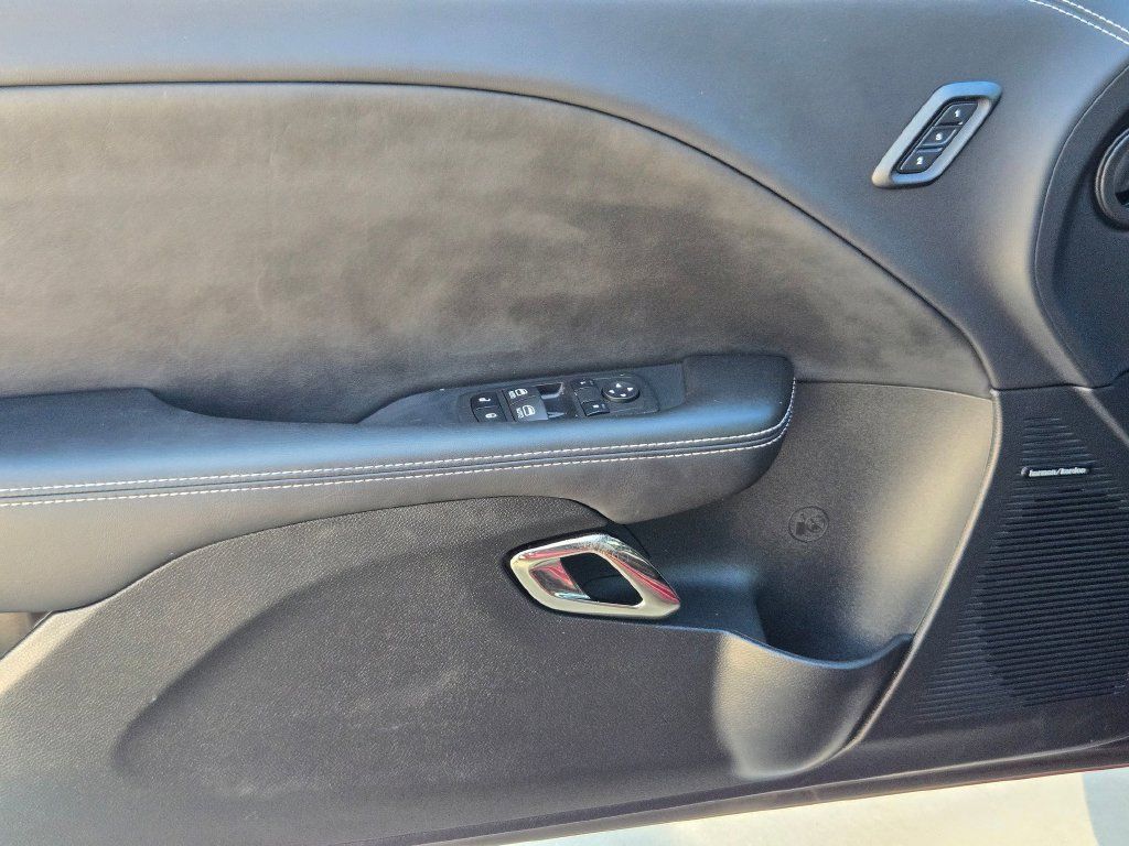 Used 2023 Dodge Challenger SRT Hellcat RWD image 11