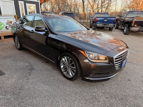 Used 2015 Hyundai Genesis 3.8 w/ Option Group 03 image 4