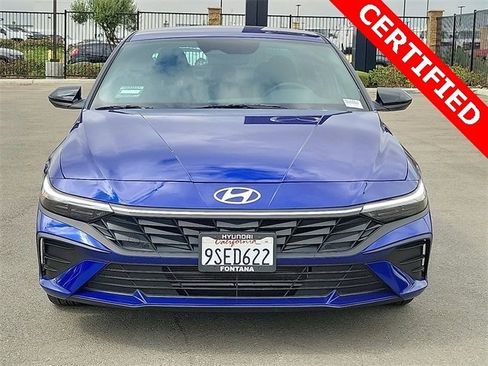 Certified 2025 Hyundai Elantra Sport image 23