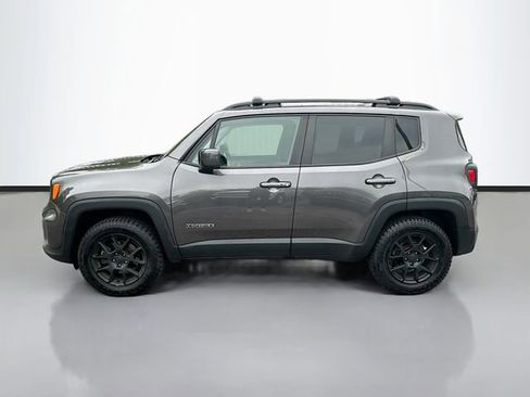 Used 2019 Jeep Renegade Latitude w/ Cold Weather Group AWD/4WD image 9