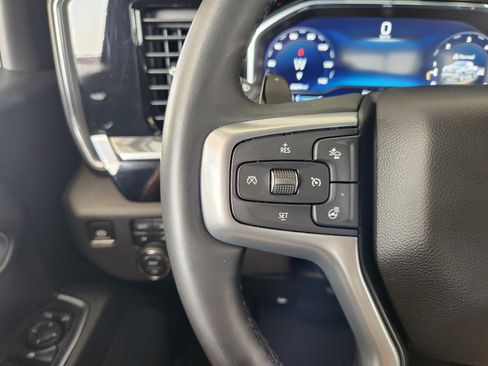 Used 2024 Chevrolet Silverado 1500 LT AWD/4WD image 30
