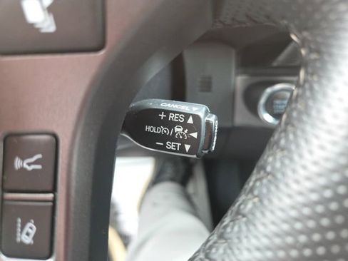 Used 2018 Toyota Tacoma TRD Sport image 58