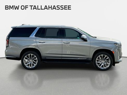 Used 2023 Cadillac Escalade Premium Luxury w/ LPO, Radiant Package AWD/4WD image 4