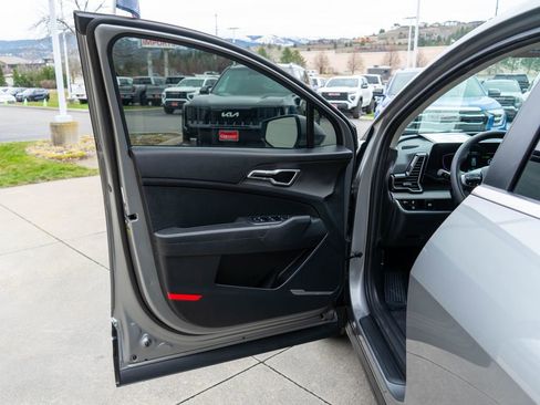 Certified 2023 Kia Sportage LX image 15