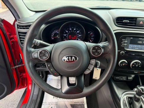 Used 2019 Kia Soul FWD image 25