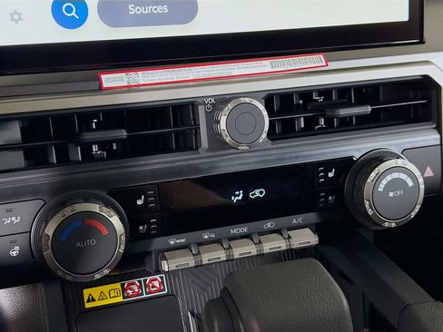 New 2026 Toyota 4Runner TRD Off-Road Premium AWD/4WD image 16