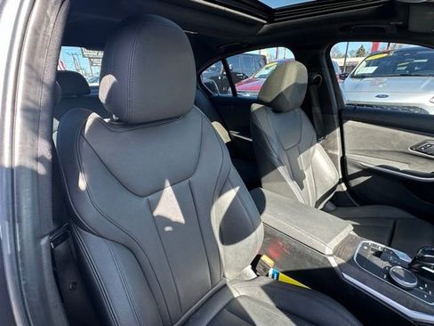 Used 2019 BMW 330i xDrive Sedan w/ Driving Assistance Package image 24
