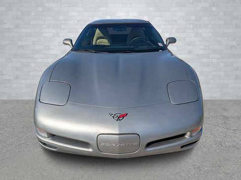Used 2000 Chevrolet Corvette Coupe w/ Memory Pkg image 3