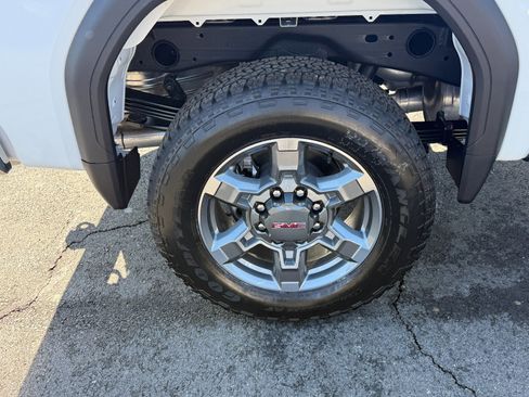 New 2026 GMC Sierra 2500 SLE w/ SLE Value Package; image 11