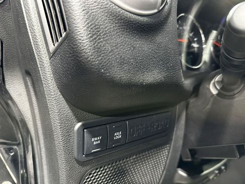 Used 2014 Jeep Wrangler Unlimited Rubicon w/ Connectivity Group AWD/4WD image 18