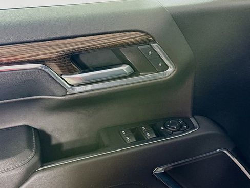 Used 2024 Chevrolet Silverado 1500 LT image 18