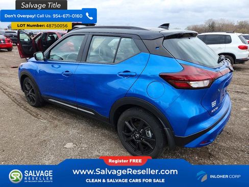 Used 2023 Nissan Kicks SR w/ SR Premium Package image 3