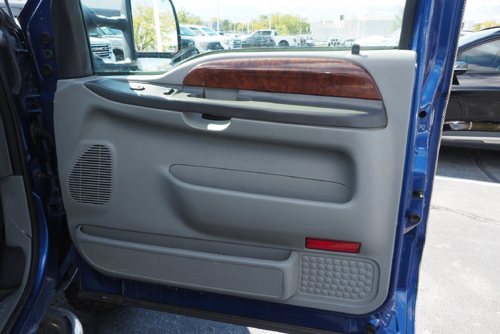 Used 2003 Ford F250 Lariat AWD/4WD image 19
