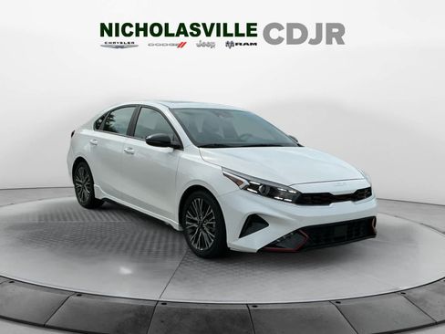 Used 2024 Kia Forte GT-Line w/ GT-Line Premium Package FWD image 7