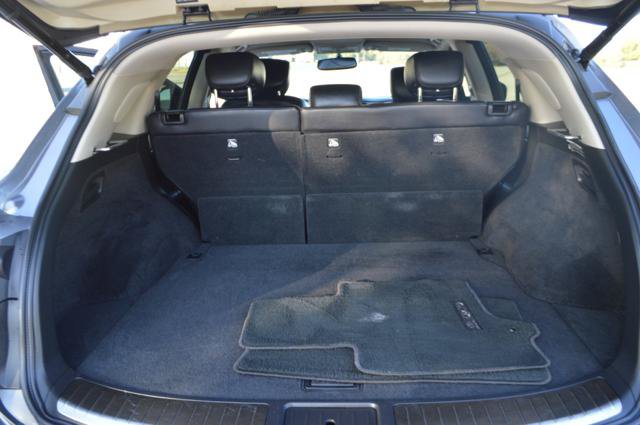 Used 2015 INFINITI QX70 AWD w/ Premium Package image 19