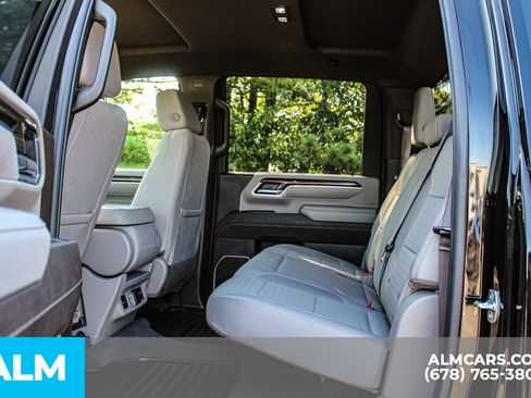 Used 2025 Chevrolet Silverado 3500 LT w/ Safety Package AWD/4WD image 17