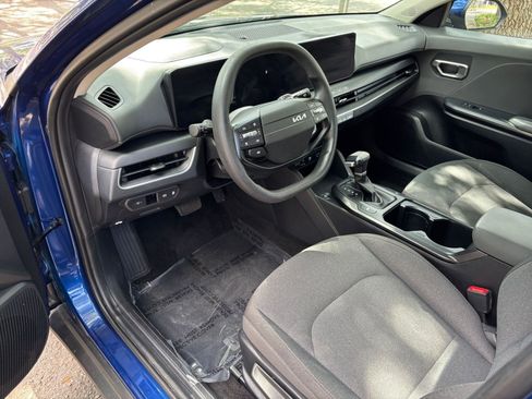 Used 2025 Kia K4 FWD image 33