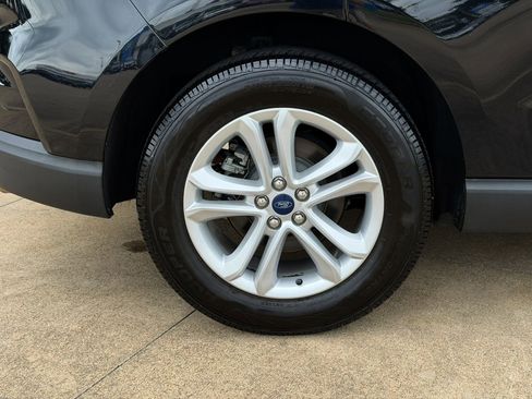 Used 2020 Ford Edge SEL w/ Convenience Package FWD image 8