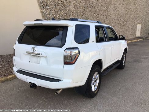 Used 2023 Toyota 4Runner SR5 AWD/4WD image 4