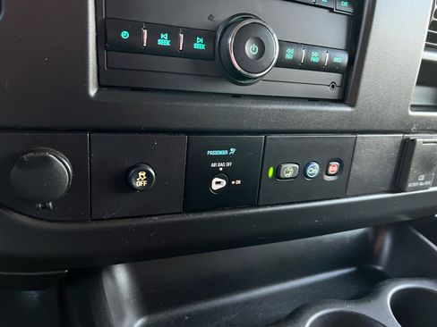 Used 2023 GMC Savana 3500 LS image 53