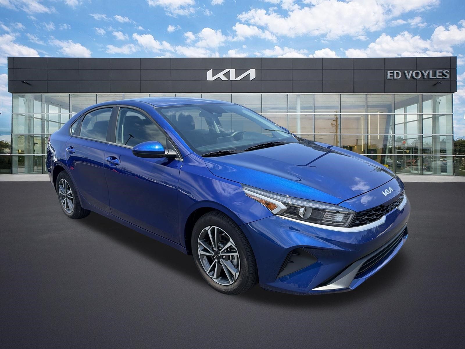 Certified 2024 Kia Forte LXS FWD image 1