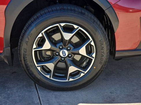 Used 2018 Subaru Crosstrek 2.0i Premium w/ Moonroof Package AWD/4WD image 38