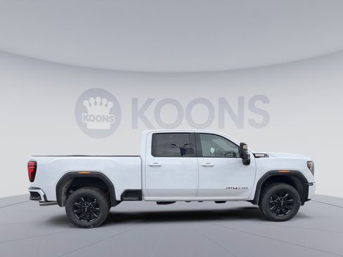 New 2026 GMC Sierra 2500 AT4 image 8