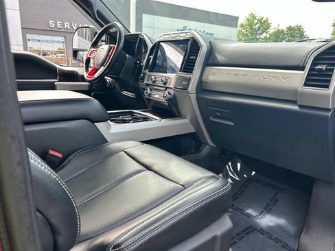 Used 2022 Ford F250 Lariat w/ Black Appearance Package AWD/4WD image 12