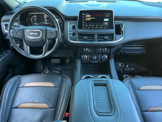 Used 2023 GMC Yukon AT4 w/ Technology Package AWD/4WD image 15