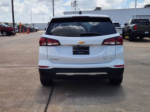 Used 2024 Chevrolet Equinox LT FWD image 7