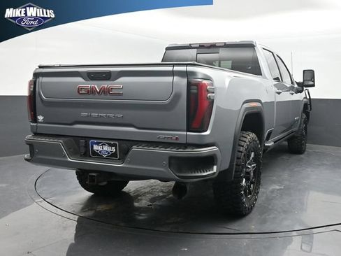 Used 2024 GMC Sierra 2500 AT4 w/ AT4 Premium Plus Package AWD/4WD image 7