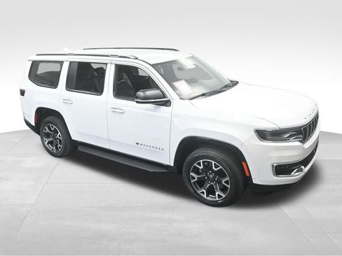 Used 2023 Jeep Wagoneer Series III w/ Preferred Equipment Group image 56