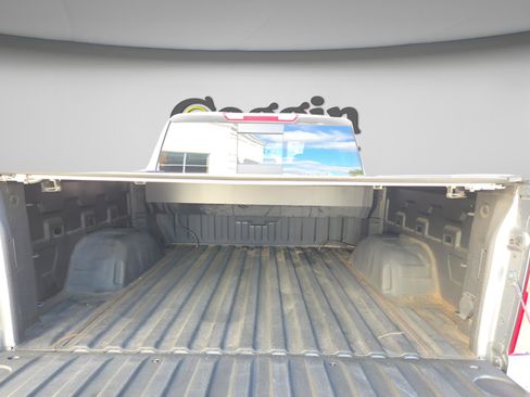 Used 2021 Chevrolet Silverado 1500 LT Trail Boss w/ Convenience Package II image 33