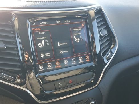 Used 2020 Jeep Cherokee Limited image 21