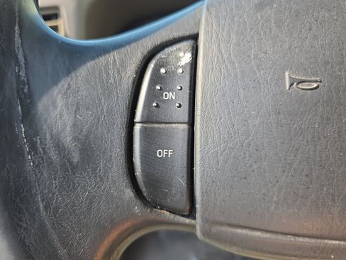 Used 2002 Ford F250 XL AWD/4WD image 25