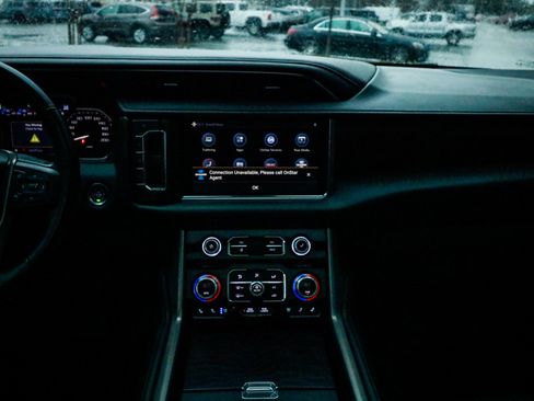 Used 2021 GMC Yukon XL Denali image 31