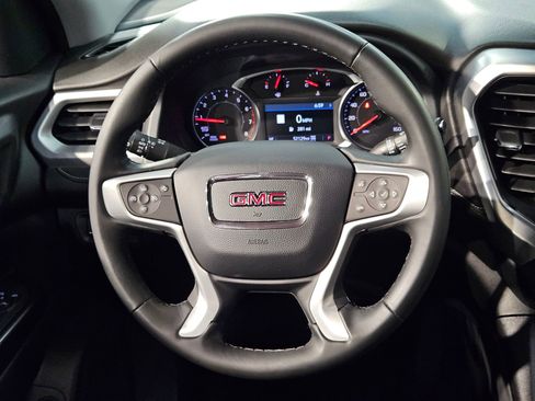 Used 2023 GMC Acadia SLT image 27