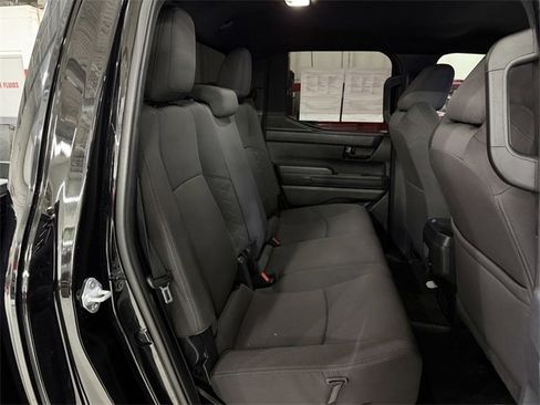 Used 2024 Toyota Tacoma SR image 18