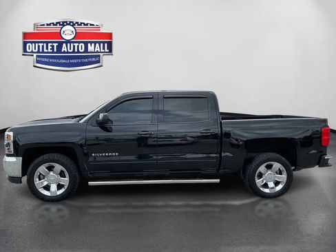 Used 2018 Chevrolet Silverado 1500 LT w/ LT Eassist Package AWD/4WD image 6