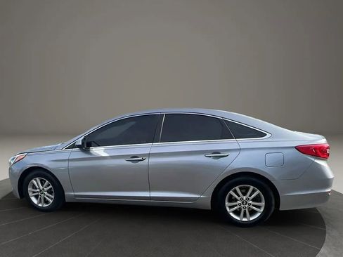 Used 2016 Hyundai Sonata SE image 8