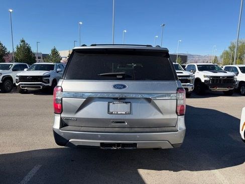 Used 2021 Ford Expedition Max Limited image 4