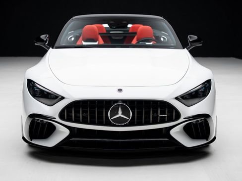 Used 2022 Mercedes-Benz SL 63 AMG 4MATIC image 8