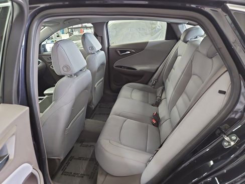 Used 2022 Chevrolet Malibu LS w/ Driver Confidence Package II FWD image 12