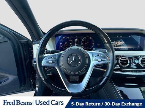 Used 2020 Mercedes-Benz S 560 4MATIC Sedan image 11