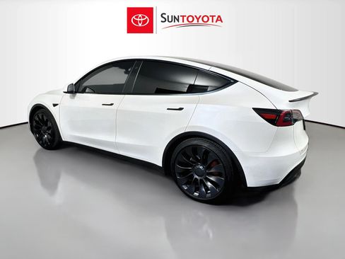 Used 2022 Tesla Model Y Performance AWD/4WD image 6