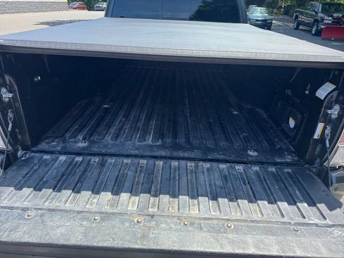 Used 2021 Toyota Tacoma TRD Off-Road w/ Technology Package AWD/4WD image 23