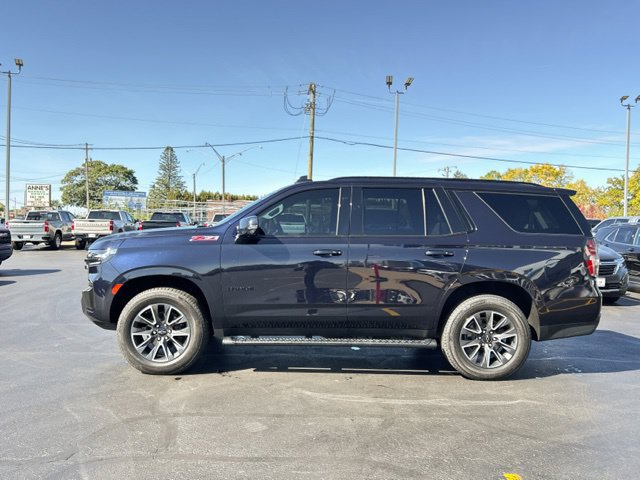 Used 2022 Chevrolet Tahoe Z71 w/ Luxury Package AWD/4WD image 5