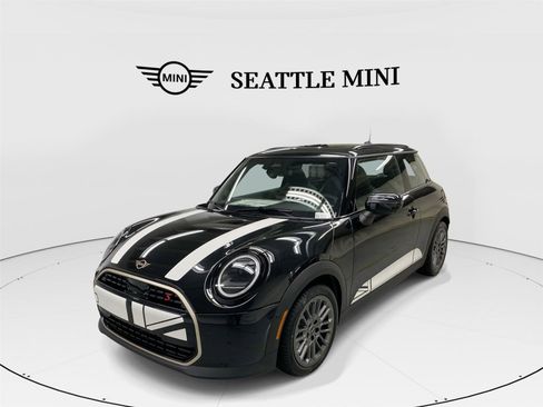 New 2026 MINI Cooper S image 1
